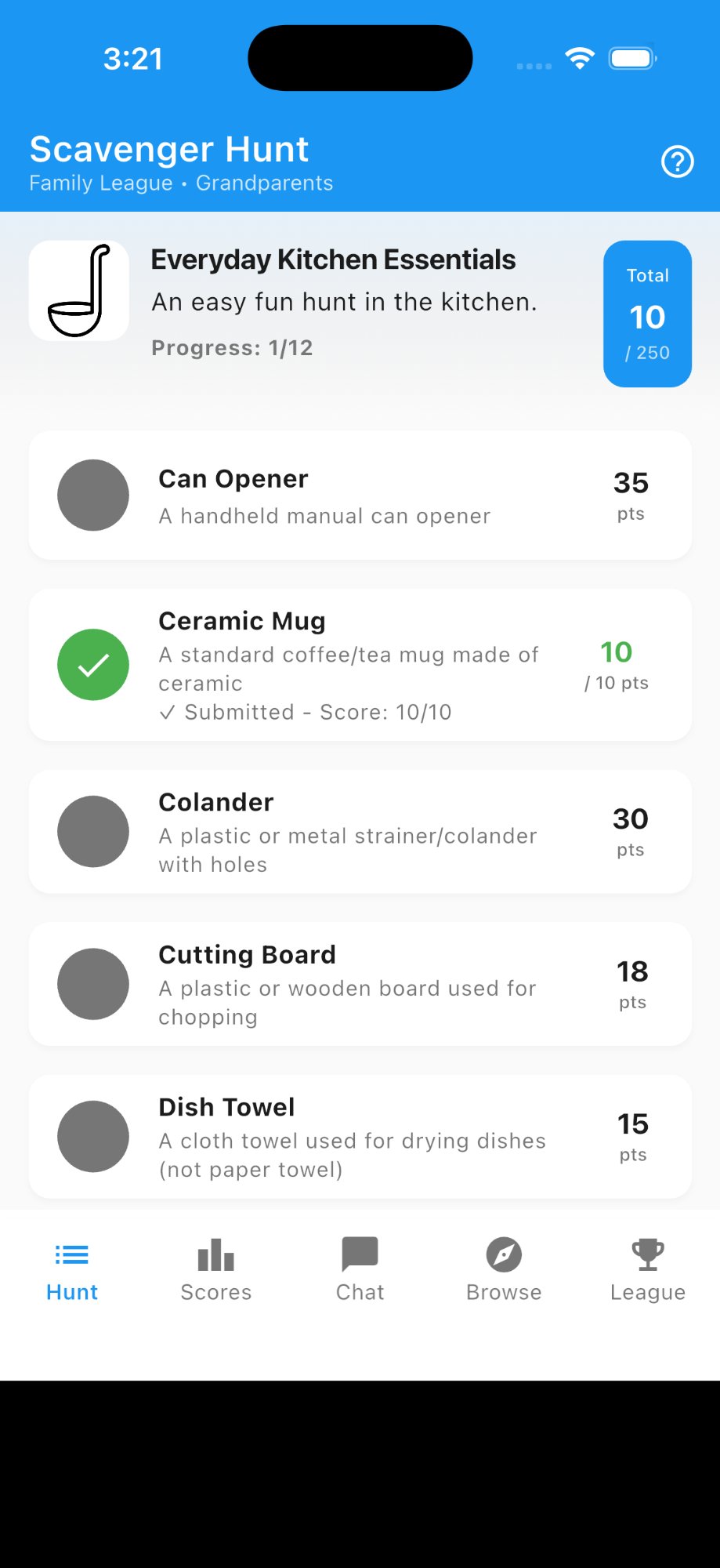 Scavenger Hunt Club app showing a kitchen essentials hunt with AI scoring